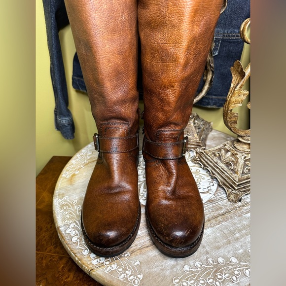 EUC Frye “Veronica” Backzip Leather Boots with Buckles and Snap Details Size 7.5 - Picture 4 of 14